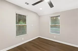 4210 Rockbridge Rd, Stone Mountain, GA 30083 - Photo 20
