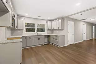 4210 Rockbridge Rd, Stone Mountain, GA 30083 - Photo 12