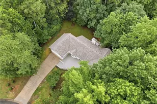 7035 Crossview Dr, Cumming, GA 30041 - Photo 4