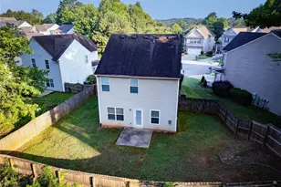4608 McEver View Dr, Sugar Hill, GA 30518 - Photo 4