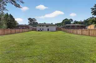 3954 Honeysuckle Ln, Conley, GA 30288 - Photo 2