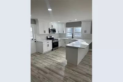 404 Walker Drive, Monroe, GA 30655 - Photo 2