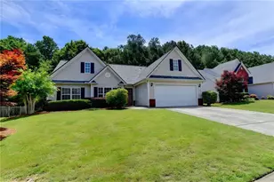 2523 Weycroft Ln, Dacula, GA 30019 - Photo 2