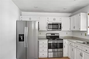 2550 Big Oaks Dr SW, Marietta, GA 30064 - Photo 18