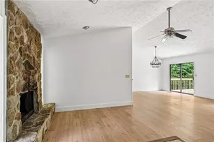 2550 Big Oaks Dr SW, Marietta, GA 30064 - Photo 6