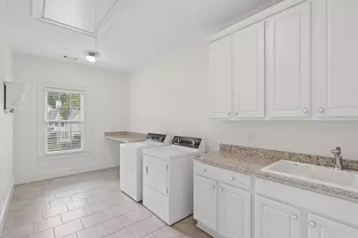 1740 Doncaster Drive NE, Atlanta, GA 30309 - Photo 64