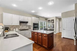580 Arbor N Way, Alpharetta, GA 30004 - Photo 10