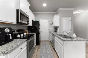 3709 Acorn Dr, Oakwood, GA 30566 - Photo 10