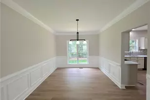 1718 Hampton Chase Cir, Lawrenceville, GA 30043 - Photo 8