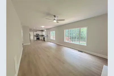 1718 Hampton Chase Circle, Lawrenceville, GA 30043 - Photo 20