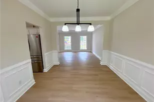 1718 Hampton Chase Cir, Lawrenceville, GA 30043 - Photo 10