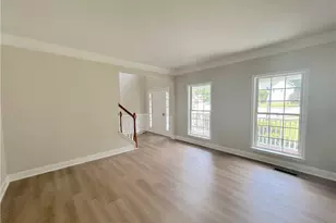 1718 Hampton Chase Cir, Lawrenceville, GA 30043 - Photo 12