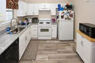 661 Michael Cir, Monroe, GA 30655 - Photo 6