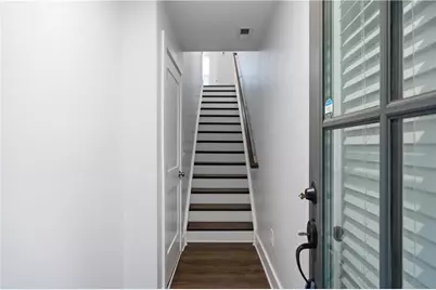 4471 Dandelion Lane, Atlanta, GA 30342 - Photo 8