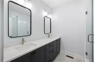 4471 Dandelion Ln, Atlanta, GA 30342 - Photo 16