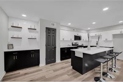 5359 Bridgewater Trace, Stone Mountain, GA 30088 - Photo 8