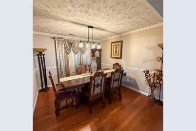 1110 Meadow Walk Avenue, Lawrenceville, GA 30044 - Photo 10