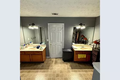 1110 Meadow Walk Avenue, Lawrenceville, GA 30044 - Photo 94
