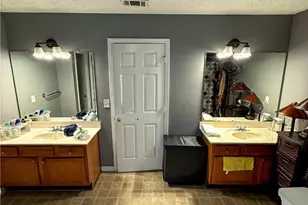 1110 Meadow Walk Ave, Lawrenceville, GA 30044 - Photo 100