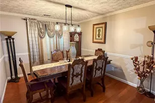 1110 Meadow Walk Ave, Lawrenceville, GA 30044 - Photo 8