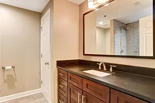 3435 Kingsboro Rd NE, Atlanta, GA 30326 - Photo 30