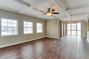 3435 Kingsboro Rd NE, Atlanta, GA 30326 - Photo 14