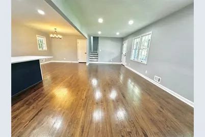 210 Suburban Drive NE, Kennesaw, GA 30144 - Photo 4