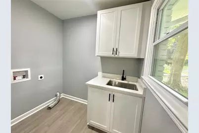 210 Suburban Drive NE, Kennesaw, GA 30144 - Photo 16