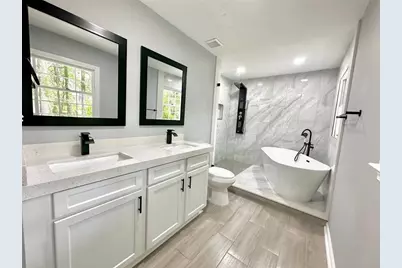 210 Suburban Drive NE, Kennesaw, GA 30144 - Photo 24