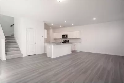5935 Osgood Place, Cumming, GA 30028 - Photo 4