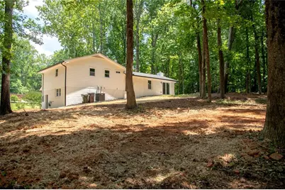 5545 Crestview Drive, Acworth, GA 30102 - Photo 8