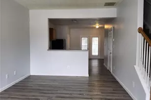 4694 Ernest Dr, Forest Park, GA 30297 - Photo 4