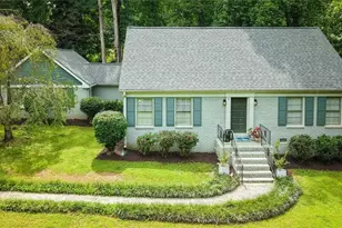 1681 Huntington Dr, Marietta, GA 30066 - Photo 2