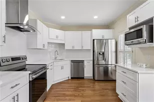 3685 Peachtree Rd NE, Atlanta, GA 30319 - Photo 18