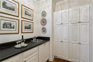 3685 Peachtree Rd NE, Atlanta, GA 30319 - Photo 16