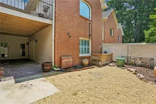 3685 Peachtree Rd NE, Atlanta, GA 30319 - Photo 44
