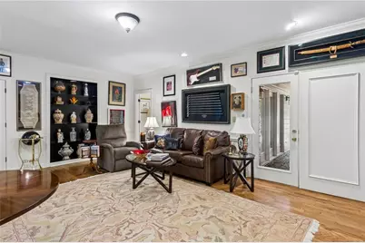 3685 Peachtree Road NE #16, Atlanta, GA 30319 - Photo 34