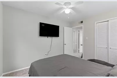 2427 Lawrenceville Highway #4, Decatur, GA 30033 - Photo 8