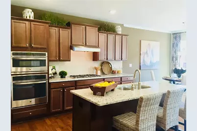 663 Greencrest Lane, Alpharetta, GA 30004 - Photo 4