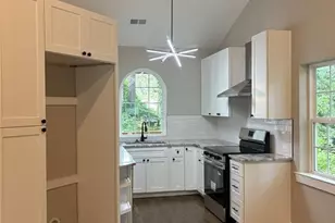 629 Rountree Rd, Riverdale, GA 30274 - Photo 8