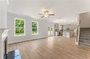 7376 Rocklin Ln, Flowery Branch, GA 30542 - Photo 6