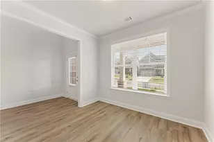 7376 Rocklin Ln, Flowery Branch, GA 30542 - Photo 4