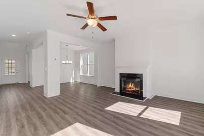 7376 Rocklin Lane, Flowery Branch, GA 30542 - Photo 12
