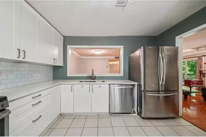 1164 Weatherstone Drive NE, Atlanta, GA 30324 - Photo 8
