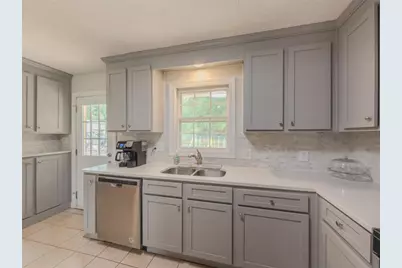 880 Virginia Court SE, Conyers, GA 30094 - Photo 2