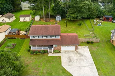 2151 Lisbon Lane, Jonesboro, GA 30236 - Photo 8
