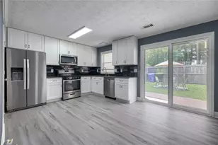 119 Forrest Ave, Fayetteville, GA 30214 - Photo 4