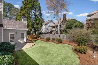1233 Parkview Lane NW, Kennesaw, GA 30152 - Photo 10