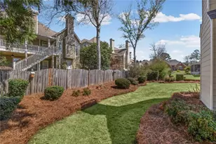 1233 Parkview Ln NW, Kennesaw, GA 30152 - Photo 12
