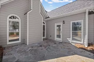 1233 Parkview Ln NW, Kennesaw, GA 30152 - Photo 8